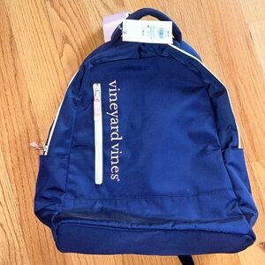 NWT navy / light pink vineyard vines backpack